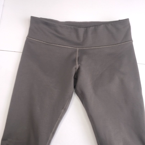 *SOLD* ATHLETA Alpine Valley Tight Lined Leggings - Picture 4 of 11